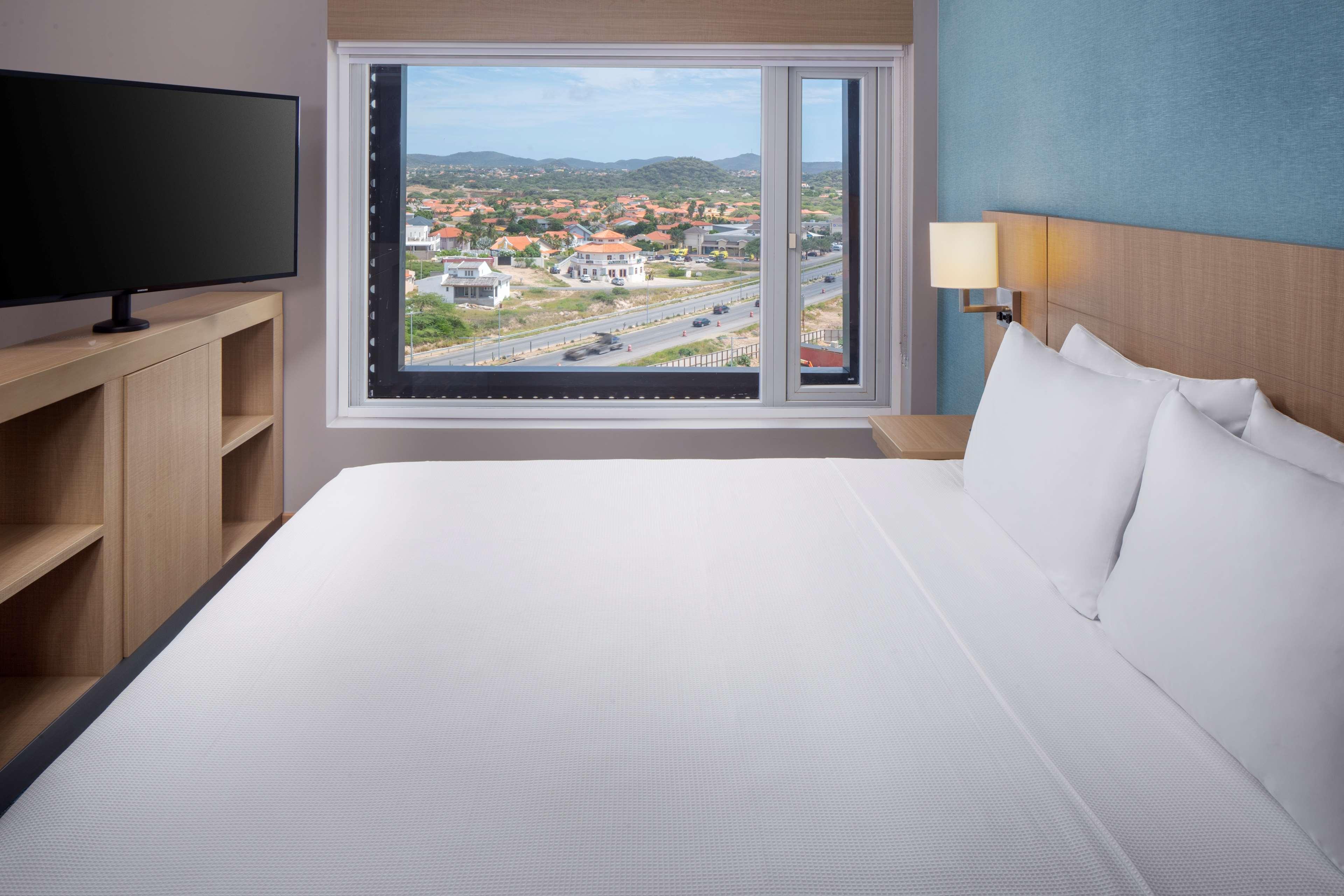 אורנג'סטאד Hyatt Place Aruba Airport מראה חיצוני תמונה