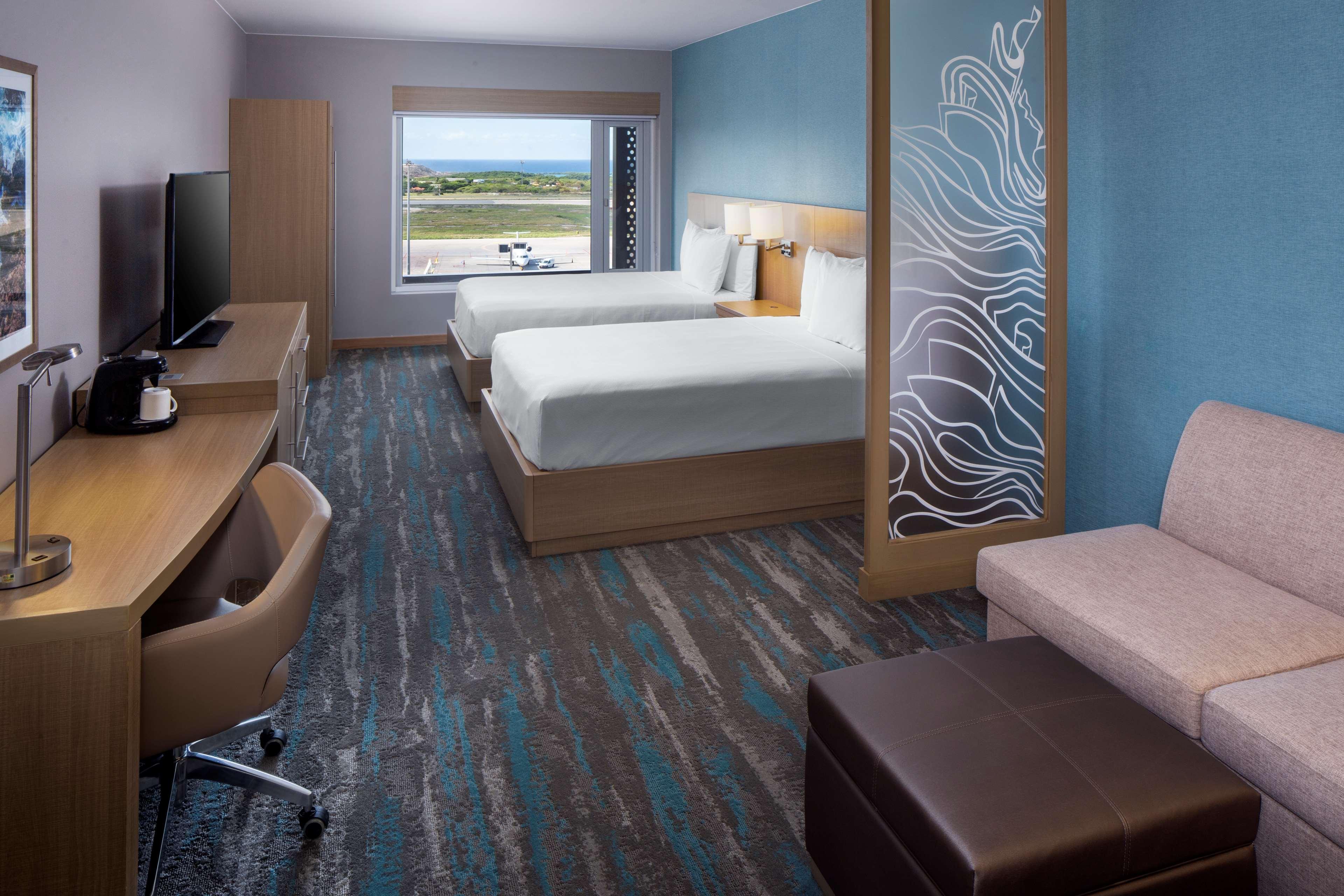אורנג'סטאד Hyatt Place Aruba Airport מראה חיצוני תמונה